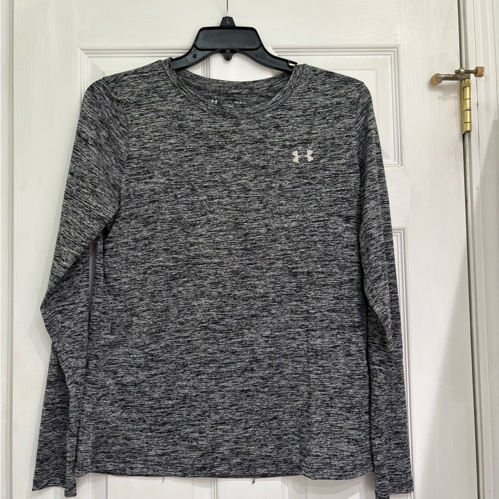 Under Armour Gray Long Sleeve Shirt
